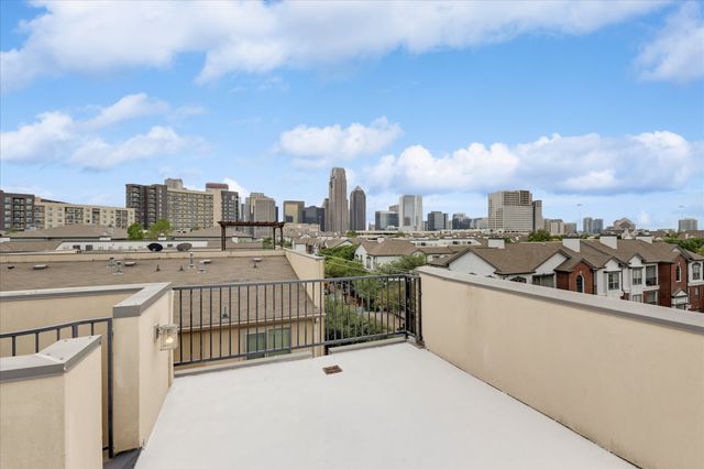 745 Cannen John Lane, Dallas, TX 75204