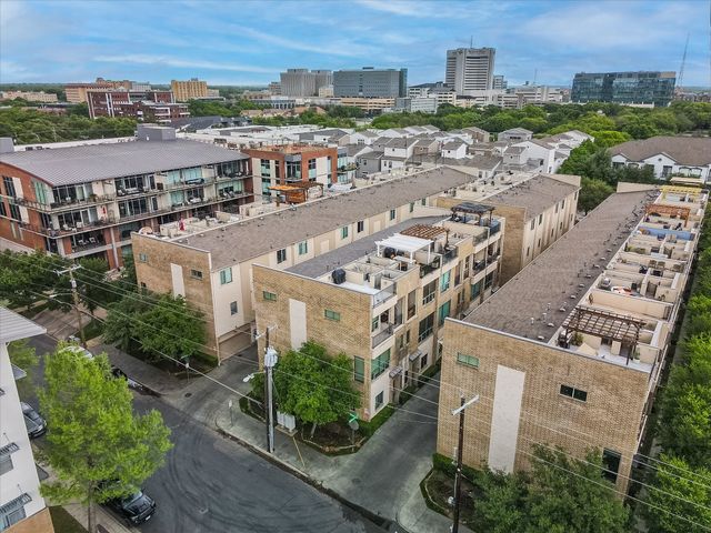 745 Cannen John Lane, Dallas, TX 75204