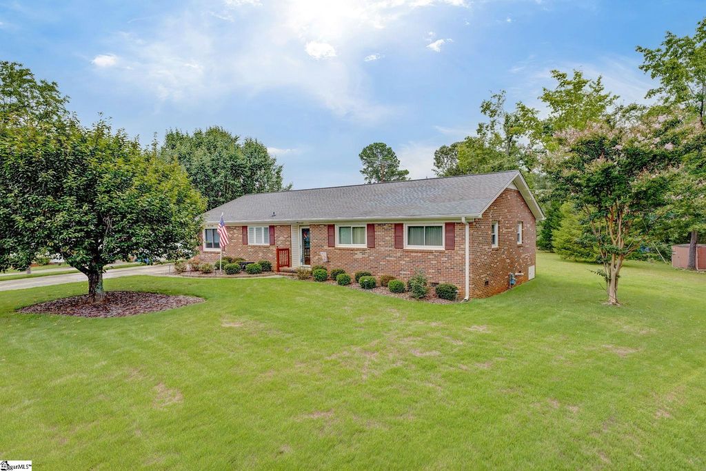 103 Bangor Street, Mauldin, SC 29662