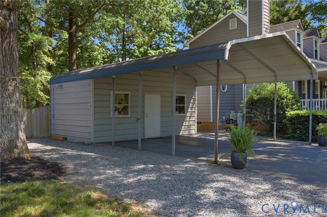 7501 Genuine Risk Ln, Midlothian, VA 23112