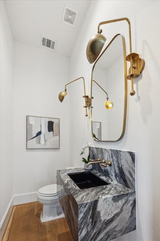 819 Blackshire Lane, Houston, TX 77055