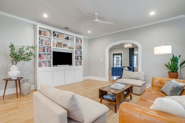 1903 College Avenue, Fort Worth, TX 76110