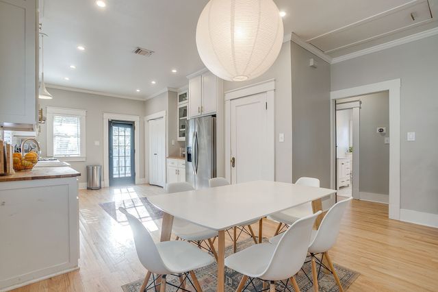 1903 College Avenue, Fort Worth, TX 76110