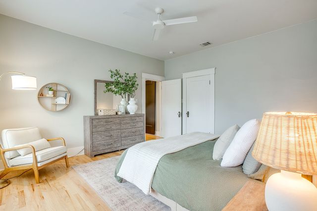 1903 College Avenue, Fort Worth, TX 76110