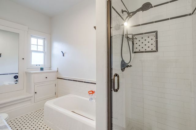 1903 College Avenue, Fort Worth, TX 76110