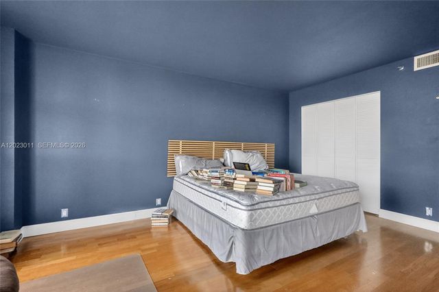 2000 Towerside Ter 709, Miami, FL 33138