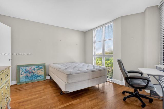 2000 Towerside Ter 709, Miami, FL 33138