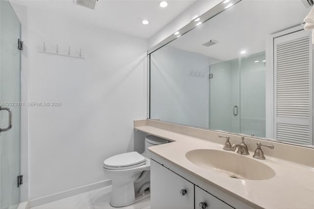 2000 Towerside Ter 709, Miami, FL 33138