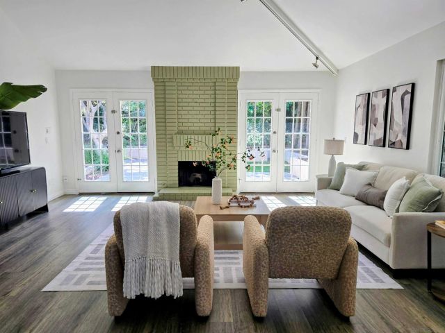 586 Southbridge, Encinitas, CA 92024