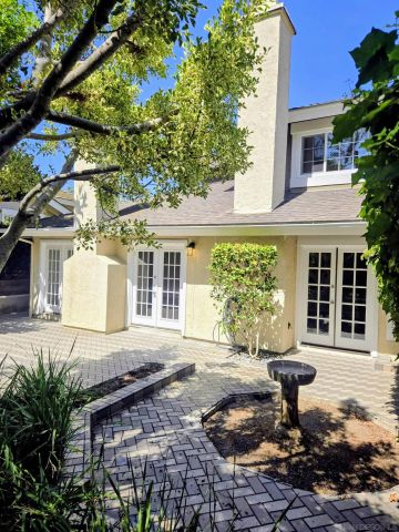 586 Southbridge, Encinitas, CA 92024