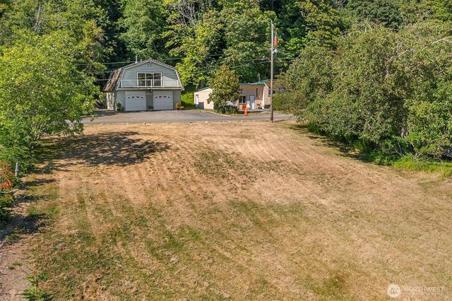12422 SW Bachelor Road, Vashon, WA 98070