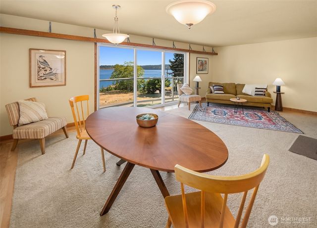 12422 SW Bachelor Road, Vashon, WA 98070