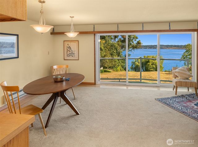 12422 SW Bachelor Road, Vashon, WA 98070