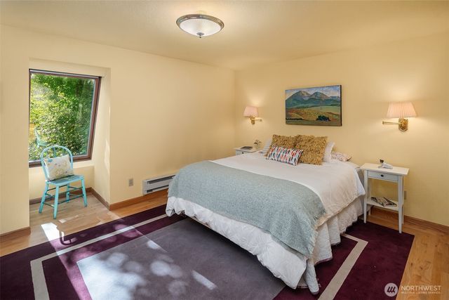 12422 SW Bachelor Road, Vashon, WA 98070