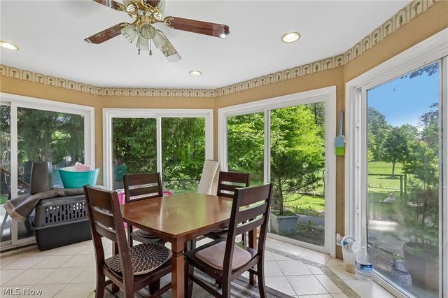5785 Lamplighter Drive, Girard, OH 44420