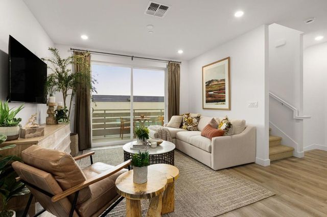 1303 Besra Terrace 9, Sunnyvale, CA 94087