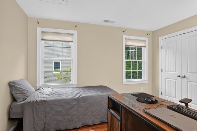 7 Cyrus Way 7, Northborough, MA 01532