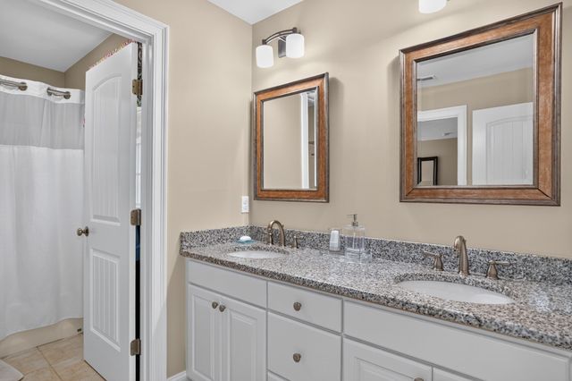 7 Cyrus Way 7, Northborough, MA 01532