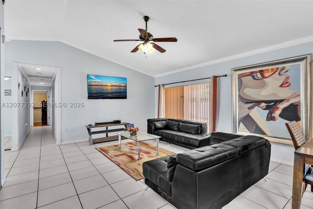 741 SW 100th Ter, Pembroke Pines, FL 33025