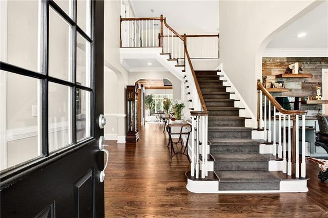 565 Old Lathemtown Road, Canton, GA 30115