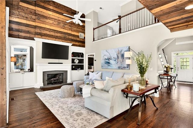565 Old Lathemtown Road, Canton, GA 30115