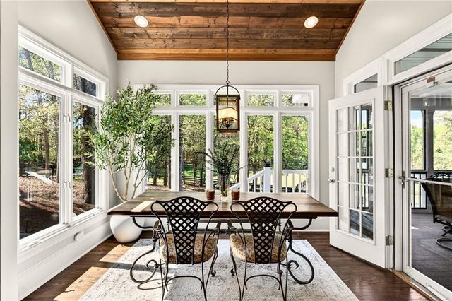 565 Old Lathemtown Road, Canton, GA 30115