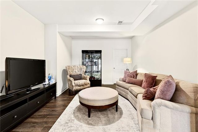 565 Old Lathemtown Road, Canton, GA 30115