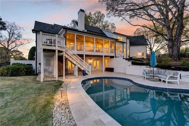 565 Old Lathemtown Road, Canton, GA 30115