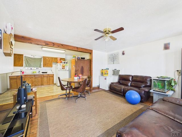 2121 W 11th St, Pueblo, CO 81003