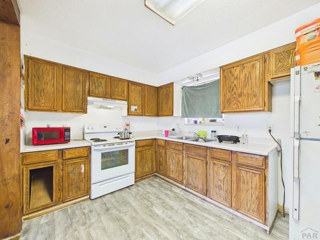 2121 W 11th St, Pueblo, CO 81003