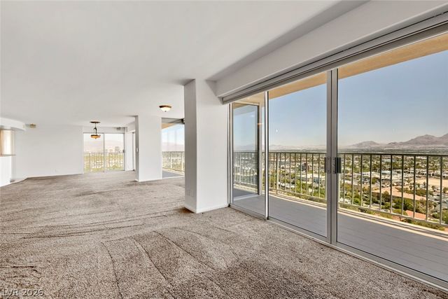 3111 Bel Air Drive 25B, Las Vegas, NV 89109