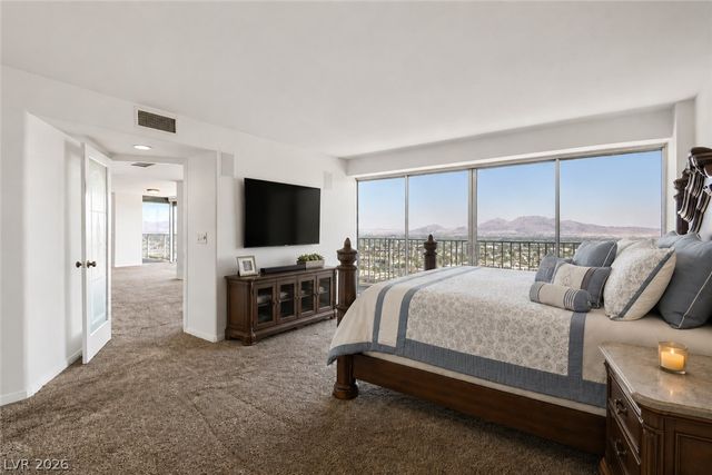 3111 Bel Air Drive 25B, Las Vegas, NV 89109