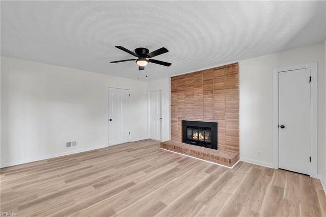 2009 Meredith RD, Virginia Beach, VA 23455