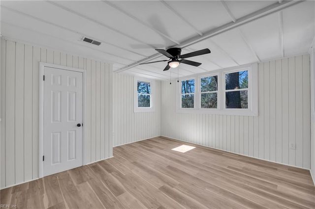 2009 Meredith RD, Virginia Beach, VA 23455