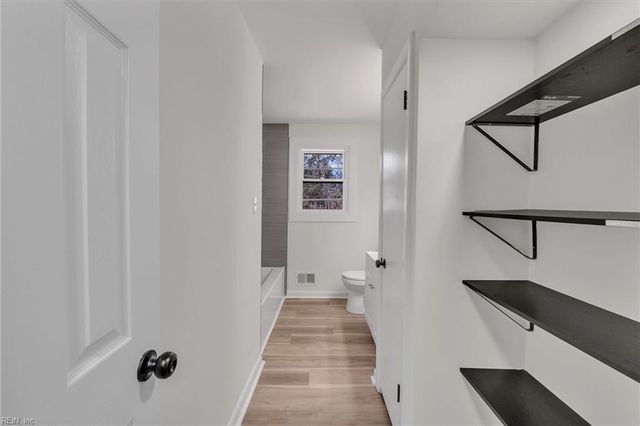 2009 Meredith RD, Virginia Beach, VA 23455