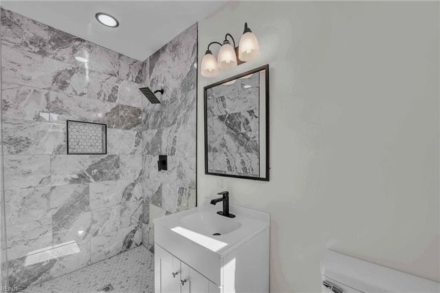 2009 Meredith RD, Virginia Beach, VA 23455