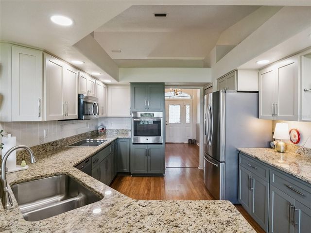 21824 TARTAN STREET, Leesburg, FL 34748