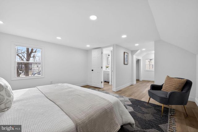 1228 PACIFIC AVE, Bristol, PA 19007