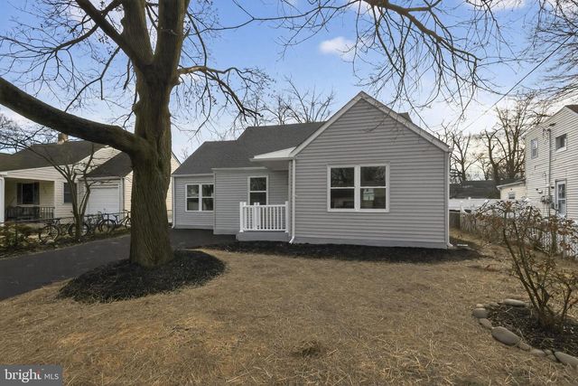 1228 PACIFIC AVE, Bristol, PA 19007