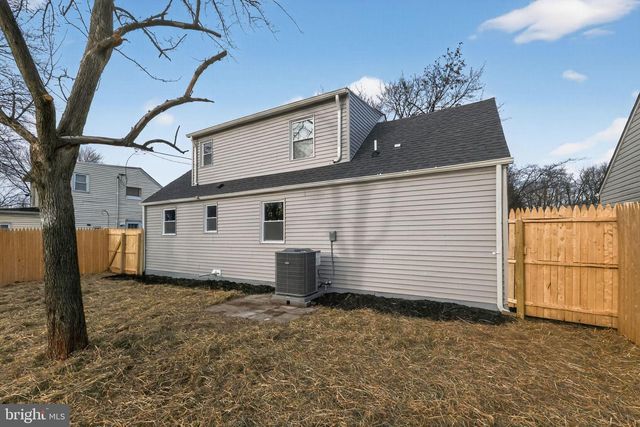 1228 PACIFIC AVE, Bristol, PA 19007