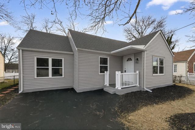 1228 PACIFIC AVE, Bristol, PA 19007