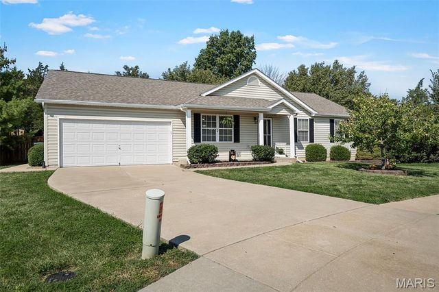 86 Sun Haven Court, Wentzville, MO 63385
