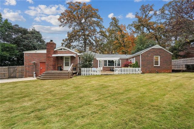 2147 Sylvania NE Drive, Decatur, GA 30033