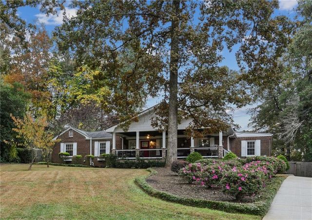 2147 Sylvania NE Drive, Decatur, GA 30033