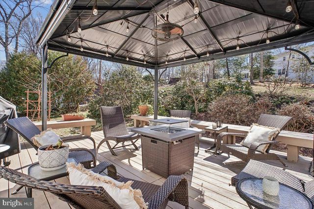 3268 FOX MILL RD, Oakton, VA 22124