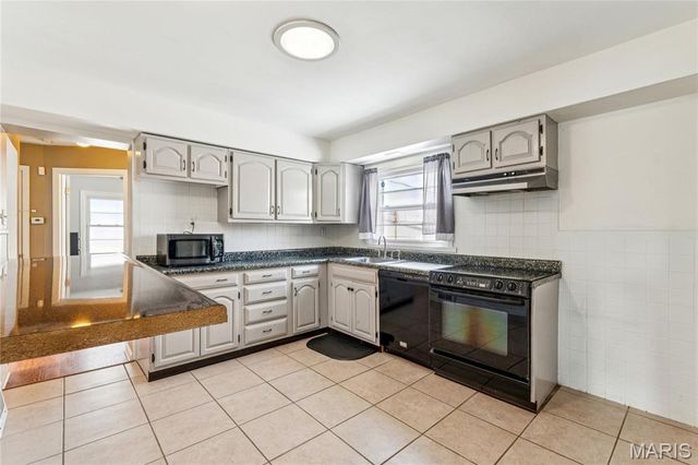 9255 Leith Avenue, Woodson Terrace, MO 63134