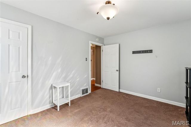 9255 Leith Avenue, Woodson Terrace, MO 63134