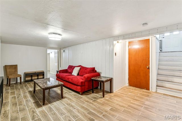 9255 Leith Avenue, Woodson Terrace, MO 63134