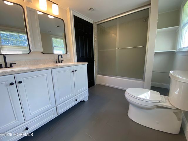 104 Dreahook Road, Lebanon Twp, NJ 08833