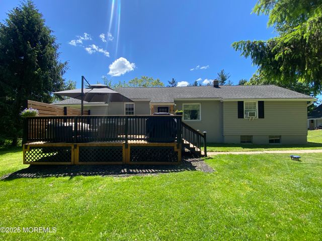 104 Dreahook Road, Lebanon Twp, NJ 08833